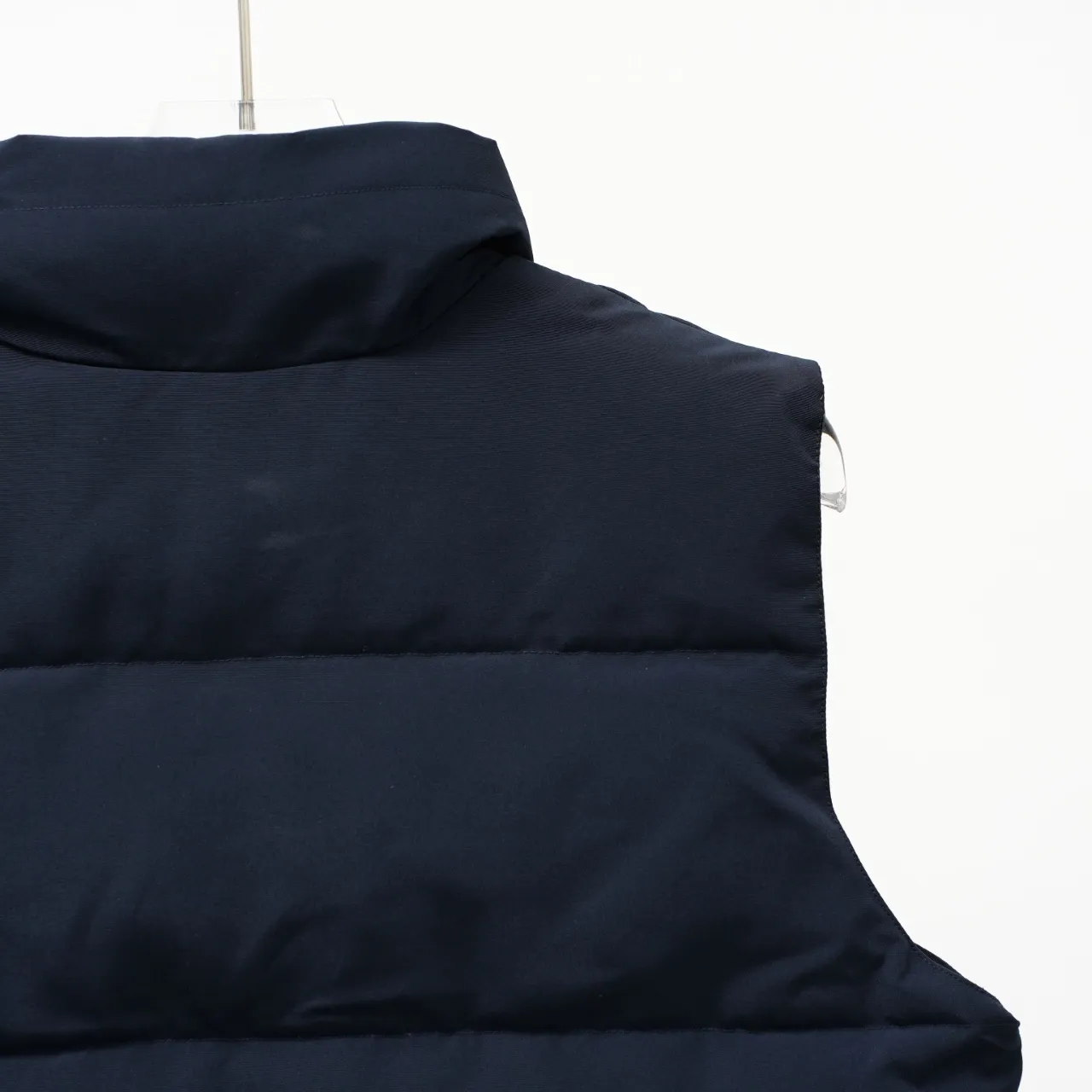P340 CANADA GOOSE丨Canada Goose Slant Pocket Stand Collar Down Vest Color: Dark Blue Red Label Size: XS-XXL